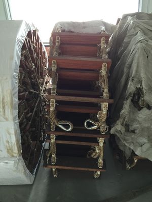 Китай Сертифицированная SOLAS морская посадочная лестница с резиновыми ступенями и возможностью выбора длины поставщик