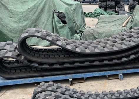 Китай Стальные части Undercarriage экскаватора следа Crawler природного каучука поставщик