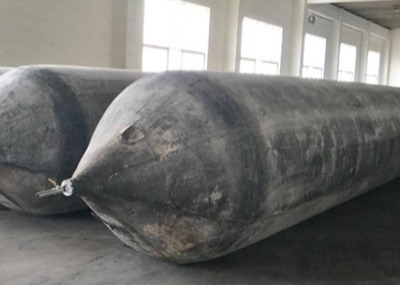 Китай Воздушные подушки пневматического резинового корабля дока запуская с синтетическими слоями шнура автошины поставщик